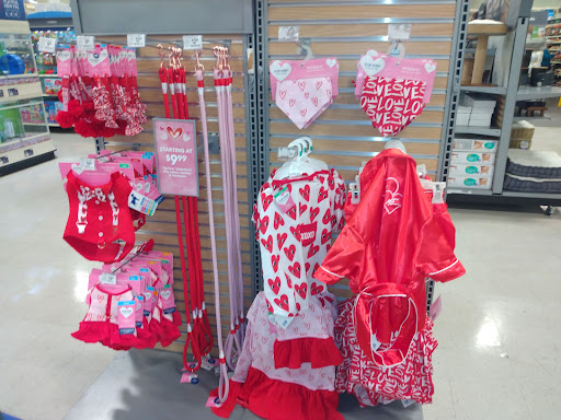 Pet Supply Store «PetSmart», reviews and photos, 4230 Pueblo Fwy, Pueblo, CO 81008, USA