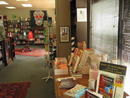 Book Store «Murder By The Book», reviews and photos, 2342 Bissonnet St, Houston, TX 77005, USA