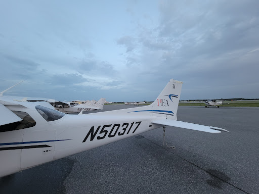 Flight School «Phoenix East Aviation», reviews and photos