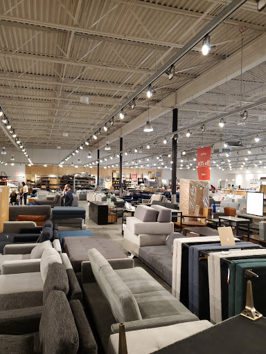 Outlet Store «west elm Outlet», reviews and photos, 1770 W Main St #301, Riverhead, NY 11901, USA