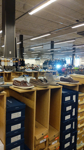 Shoe Store «DSW Designer Shoe Warehouse», reviews and photos, 367 Tarrytown Rd, White Plains, NY 10607, USA