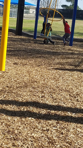 Recreation Center «Dottie Lynn Recreation Center», reviews and photos, 3200 Norwood Ln, Arlington, TX 76013, USA