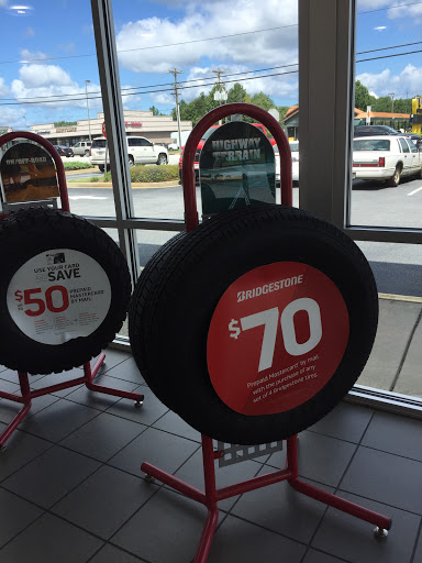 Tire Shop «Discount Tire Store - Greenville, SC», reviews and photos, 1408 Woodruff Rd, Greenville, SC 29607, USA