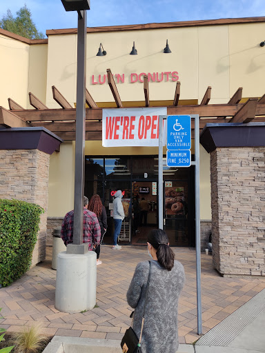 Donut Shop «Luvn Donuts», reviews and photos, 1421 W MacArthur Blvd # D, Santa Ana, CA 92704, USA