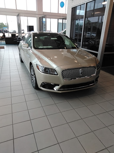 Car Dealer «Vicksburg Ford Lincoln Mazda», reviews and photos, 2431 N Frontage Rd, Vicksburg, MS 39180, USA