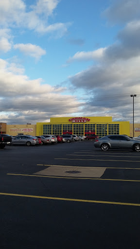 Clothing Store «Forman Mills», reviews and photos, 16855 Torrence Ave, Lansing, IL 60438, USA