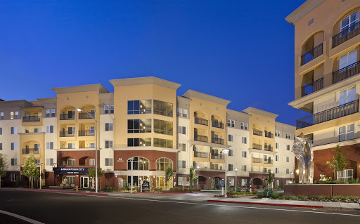 Apartment Building «Avalon Union City», reviews and photos