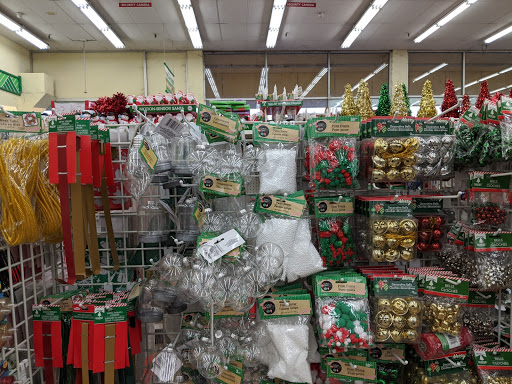 Dollar Store «Dollar Tree», reviews and photos, 18 W Court St, Woodland, CA 95695, USA