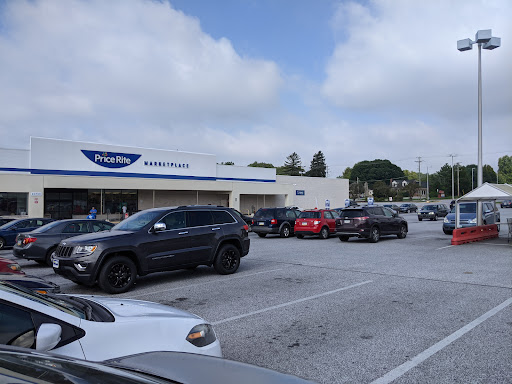 Grocery Store «Price Rite of York», reviews and photos, 2142 S Queen St, York, PA 17403, USA