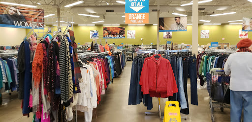 Thrift Store «Goodwill Store & Donation Center», reviews and photos, 1020 N Rohlwing Rd, Addison, IL 60101, USA