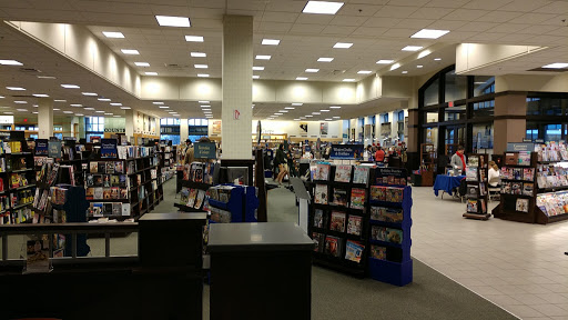 Book Store «Barnes & Noble», reviews and photos, 300 Indian Lake Blvd, Hendersonville, TN 37075, USA