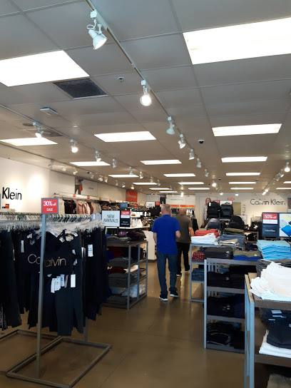 Levi's Outlet Store - 2700 FL-16 Suite #400, St. Augustine, Florida, US -  Zaubee