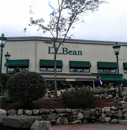 Clothing Store «L.L. Bean», reviews and photos, 95 Main St, Freeport, ME 04032, USA