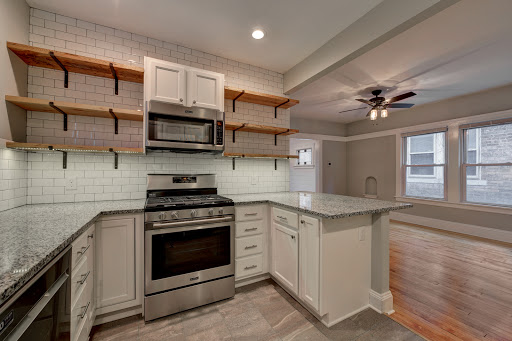 Painter «Textbook Painting», reviews and photos, 13000 Athens Ave #200, Lakewood, OH 44107, USA