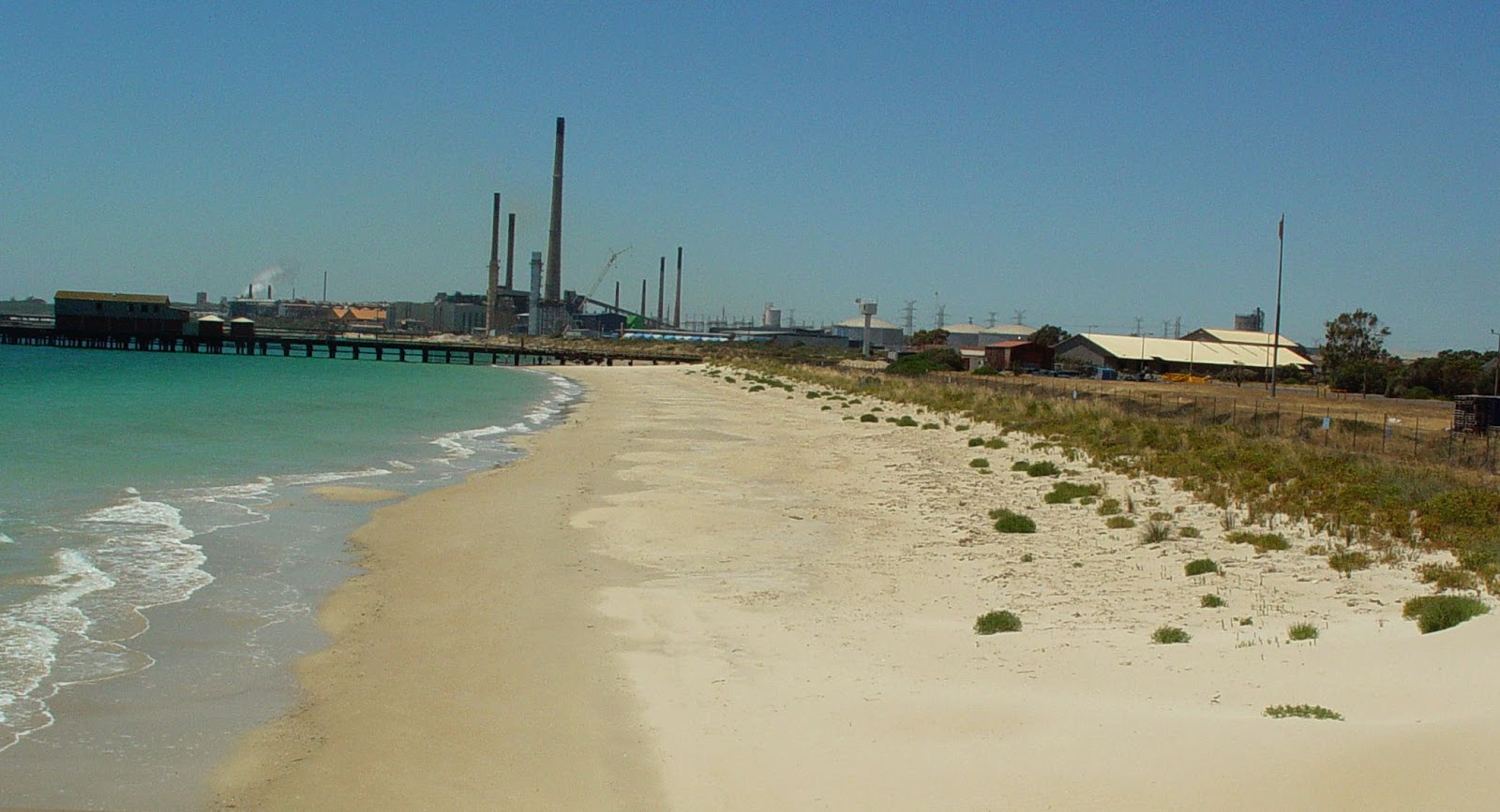Zdjęcie Horse Beach z powierzchnią jasny piasek