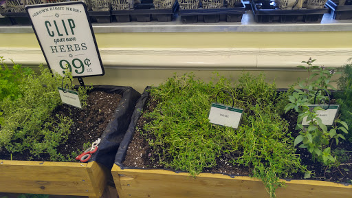 Grocery Store «Lowes Foods», reviews and photos, 3372 Robinhood Rd, Winston-Salem, NC 27106, USA