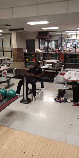 Bowling Alley «Fayetteville Fun Bowl», reviews and photos, 124 N 85th Pkwy, Fayetteville, GA 30214, USA