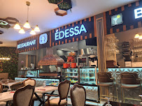 Atmosphère du Restaurant Edessa 12 à Paris - n°3