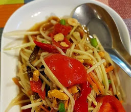 ครัวคุณขวัญ๑ ส้มตำปลาแม่น้ำ สาขานครสวรรค์ photo
