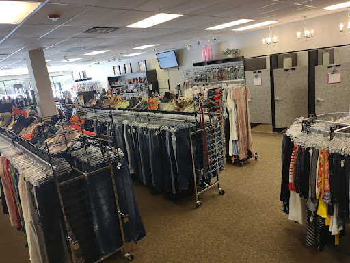 Used Clothing Store «Clothes Mentor», reviews and photos, 2890 Craig Dr #130, McKinney, TX 75070, USA