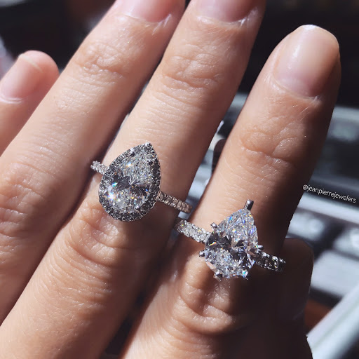 Jewelry Store «Jean Pierre Jewelers», reviews and photos, 21400 Ventura Blvd, Woodland Hills, CA 91364, USA