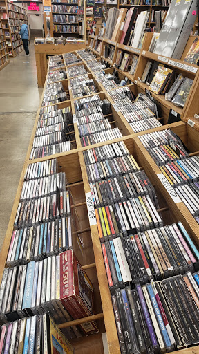 Book Store «Half Price Books», reviews and photos, 561 S State St, Westerville, OH 43081, USA