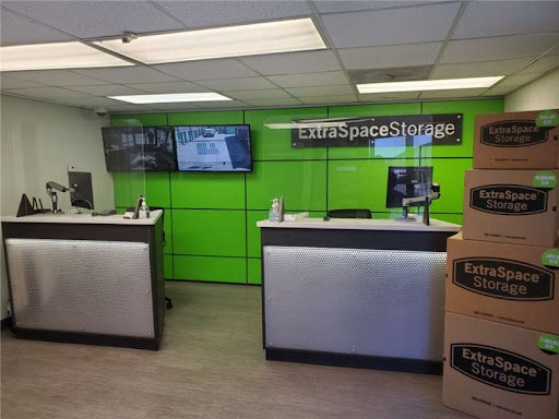 Self-Storage Facility «Extra Space Storage», reviews and photos, 340 S Flower St, Orange, CA 92868, USA
