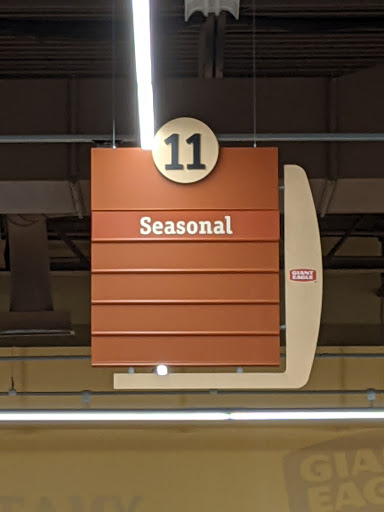 Supermarket «Giant Eagle Supermarket», reviews and photos, 27264 Lorain Rd, North Olmsted, OH 44070, USA