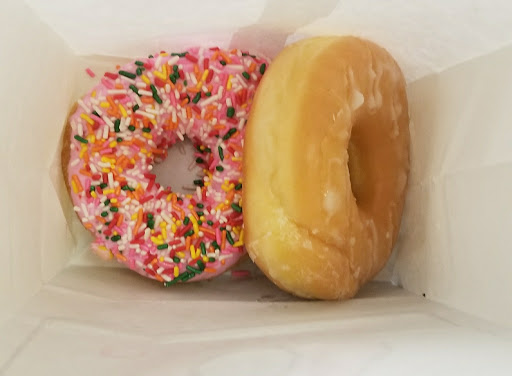 Donut Shop «Dixie Cream Donuts», reviews and photos, 1364 SW Bayshore Blvd, Port St Lucie, FL 34983, USA