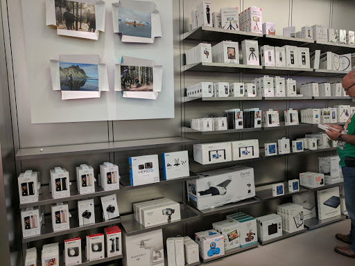 Computer Store «Apple Millenia», reviews and photos, 4200 Conroy Rd, Orlando, FL 32839, USA