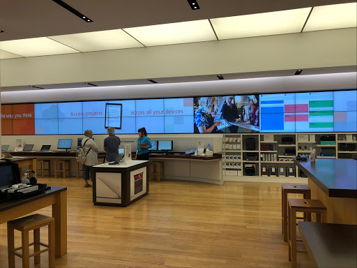 Computer Store «Microsoft Store - Scottsdale Fashion Square», reviews and photos, 7014 E Camelback Rd #1288, Scottsdale, AZ 85251, USA