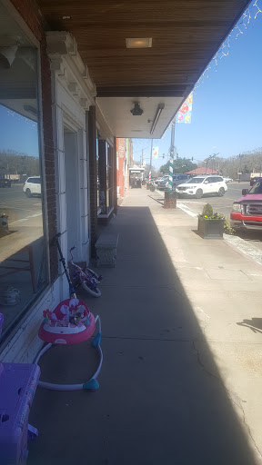 Flea Market «Treasure City Market LLC», reviews and photos, 121 S Washington St, DeRidder, LA 70634, USA