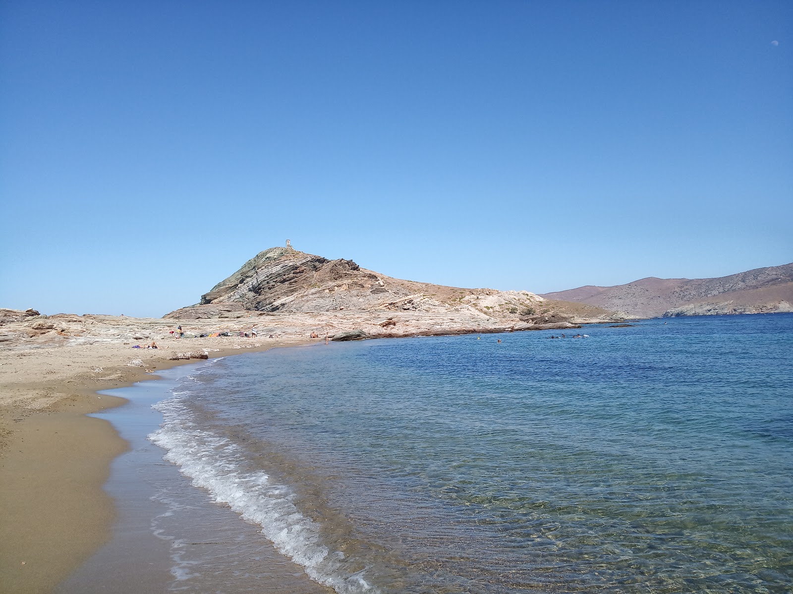 Foto van Kavalourko beach met turquoise puur water oppervlakte
