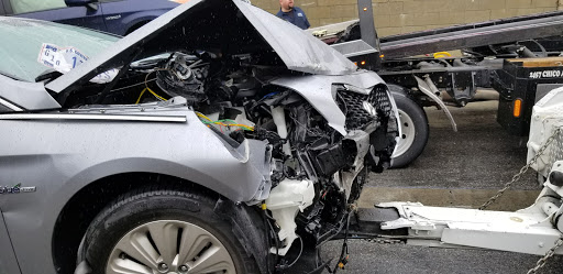 Auto Body Shop «Royal Coaches Auto Body & Towing», reviews and photos, 14827 Ramona Blvd, Baldwin Park, CA 91706, USA