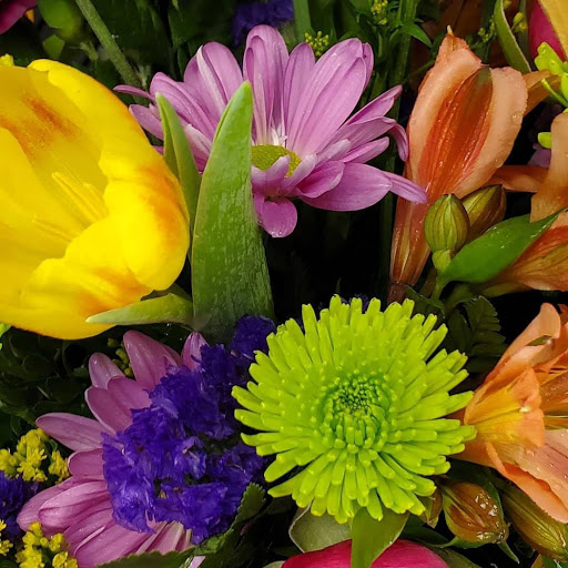 Florist «Up-Towne Flowers & Gift Shoppe», reviews and photos, 2145 W Dublin Granville Rd, Worthington, OH 43085, USA