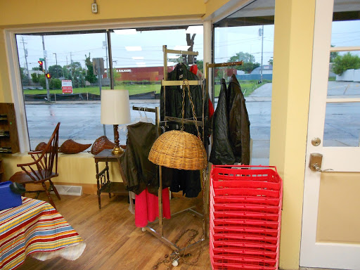 Thrift Store «Our Town Thrift Store», reviews and photos, 8104 W National Ave, West Allis, WI 53214, USA