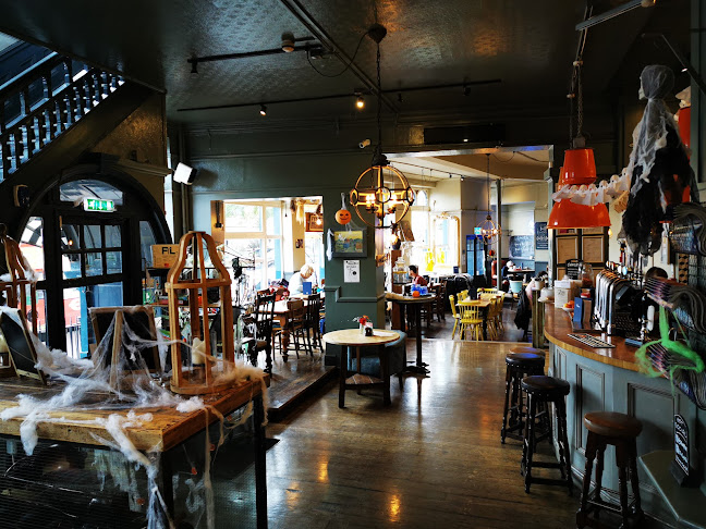 Comments and reviews of The Signal Pub