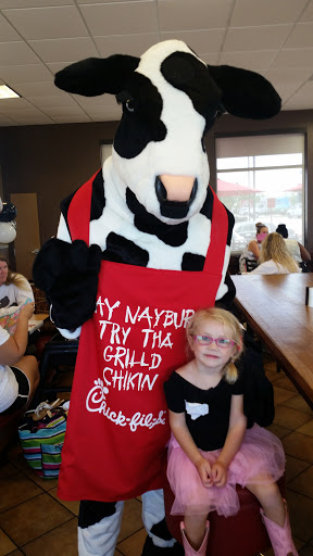 Fast Food Restaurant «Chick-fil-A», reviews and photos, 900 E US Hwy 80, Forney, TX 75126, USA