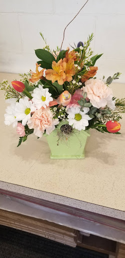 Merri-Craft Florist, 13955 Merriman Rd, Livonia, MI 48154, USA, 