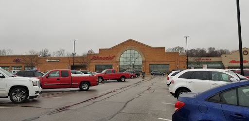 Grocery Store «Schnucks», reviews and photos, 2073 Washington Crossing, Washington, MO 63090, USA