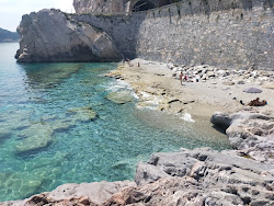 Zdjęcie Spiagge di Tueste z powierzchnią niebieska czysta woda