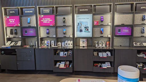 T-Mobile image
