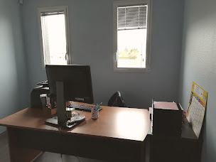 Photo n°2 de ASSISTANTE ADMINISTRATIVE PARTICULIERS ET PROFESSIONNELS (Services à la personne) à Cohade ()