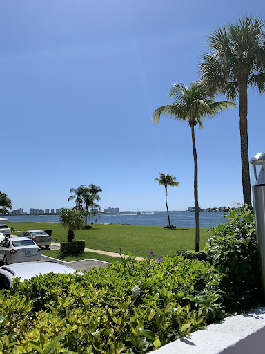 Golf Course «North Palm Beach Country Club», reviews and photos, 951 US-1, North Palm Beach, FL 33408, USA