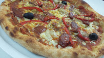 Pepperoni du Pizzas à emporter Pizza Del Sole Boé à Boé - n°6