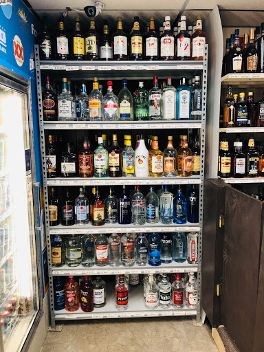 Liquor Store «Raman Party Store», reviews and photos, 394 Chicago Dr, Holland, MI 49423, USA