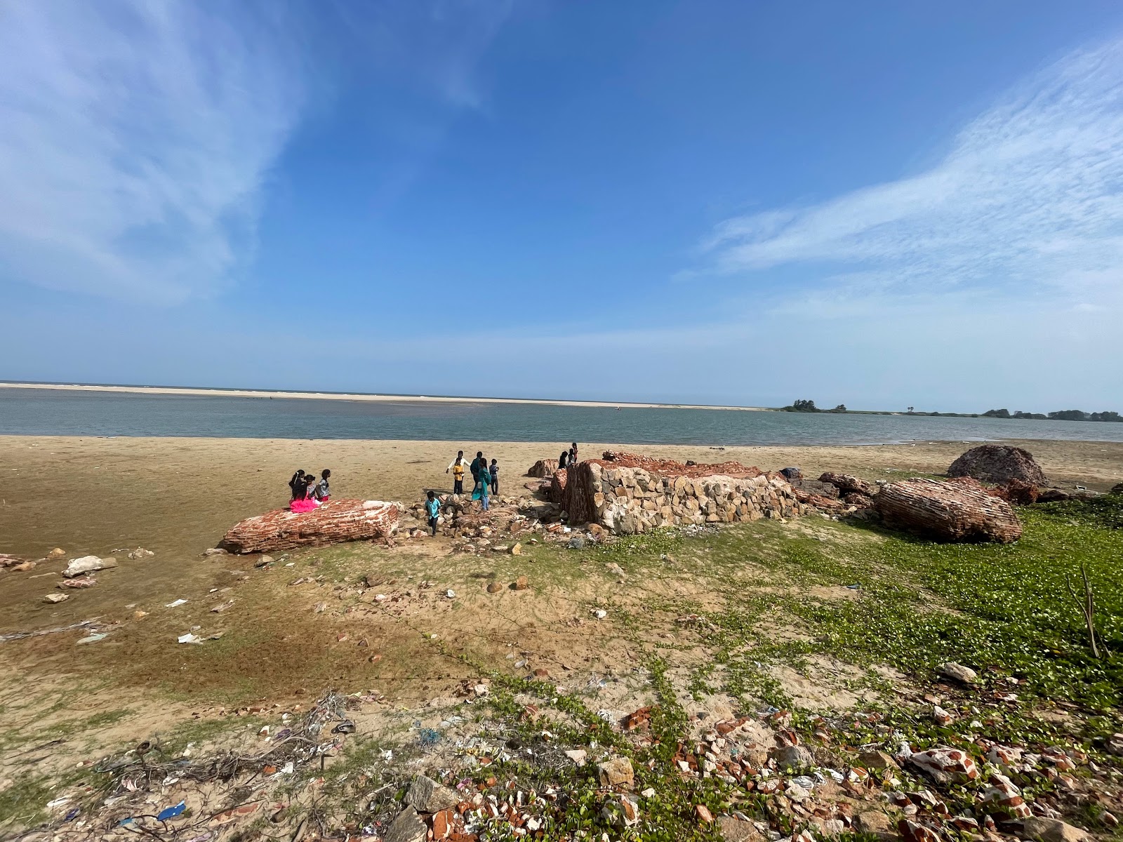 Foto av Alamparai Fort Beach och bosättningen