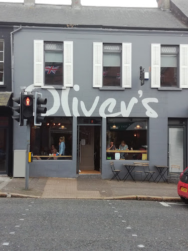 Comments and reviews of Oliver's Belmont Road