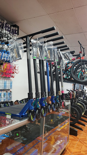 Bicycle Store «BikeLane Bicycle Store», reviews and photos, 85-13 Jamaica Ave, Woodhaven, NY 11421, USA