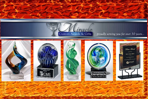 Engraver «Miracle Custom Awards & Gifts», reviews and photos, 565 Wolf Ledges Pkwy, Akron, OH 44311, USA